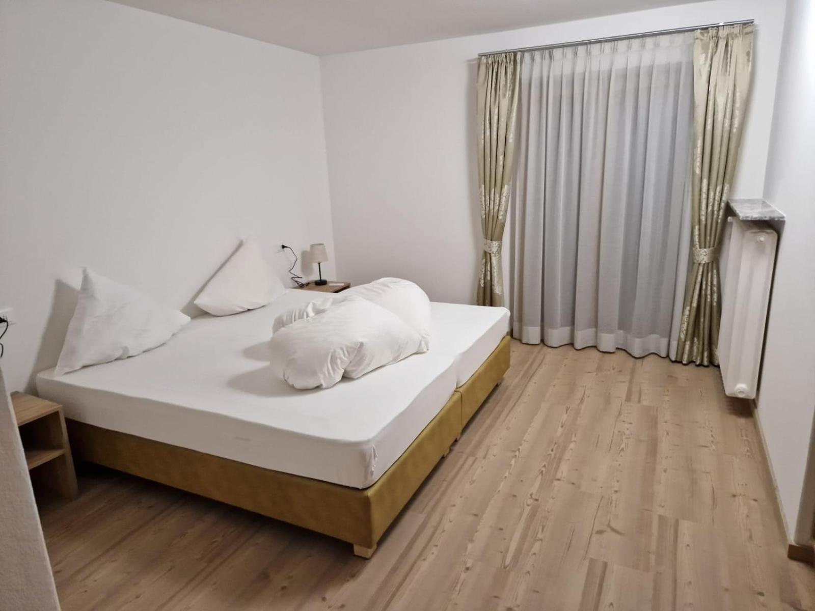 Apartment Aghel Ортізеї Екстер'єр фото